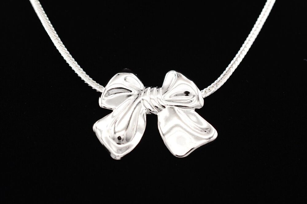 Vintage Bow Collar Necklace Metallic Bright Silver Chain Baby Doll 1990s NOS